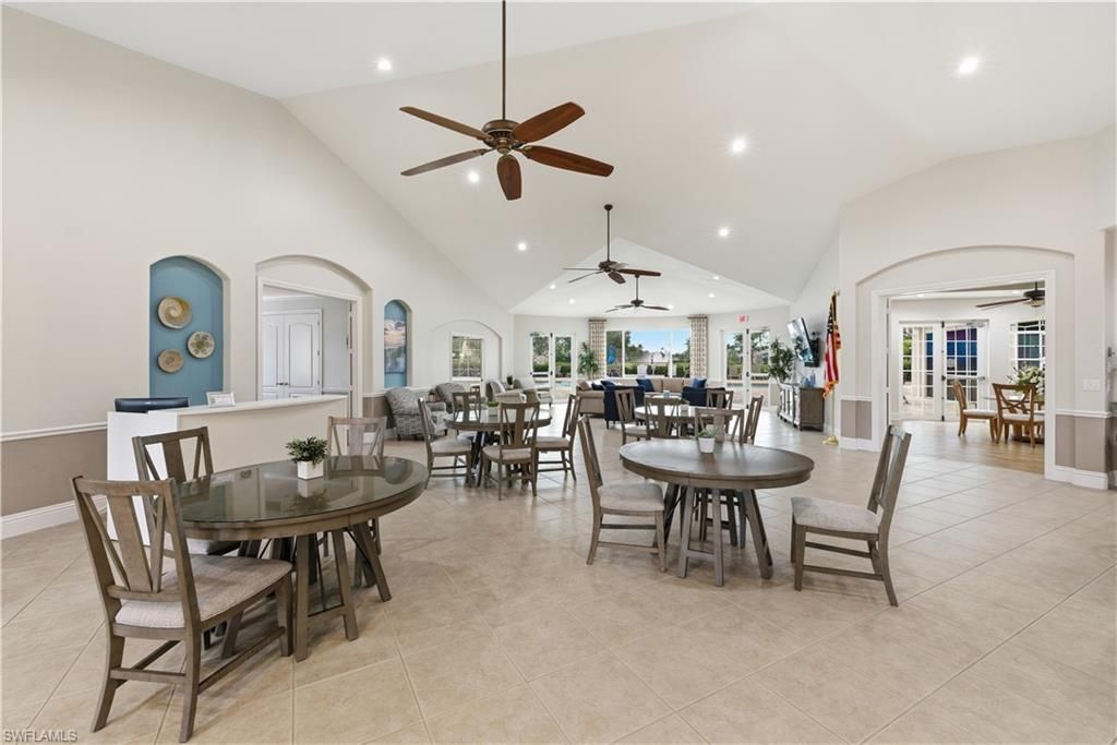 8024 Sivon Way, Unit 905, Naples, FL 34119 Photo