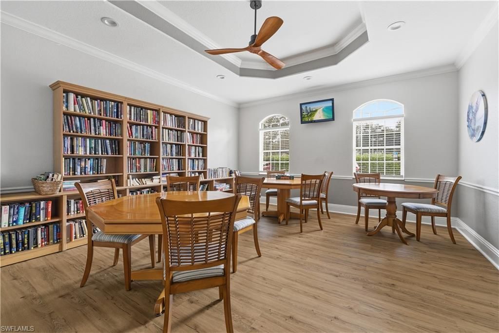 8024 Sivon Way, Unit 905, Naples, FL 34119 Photo