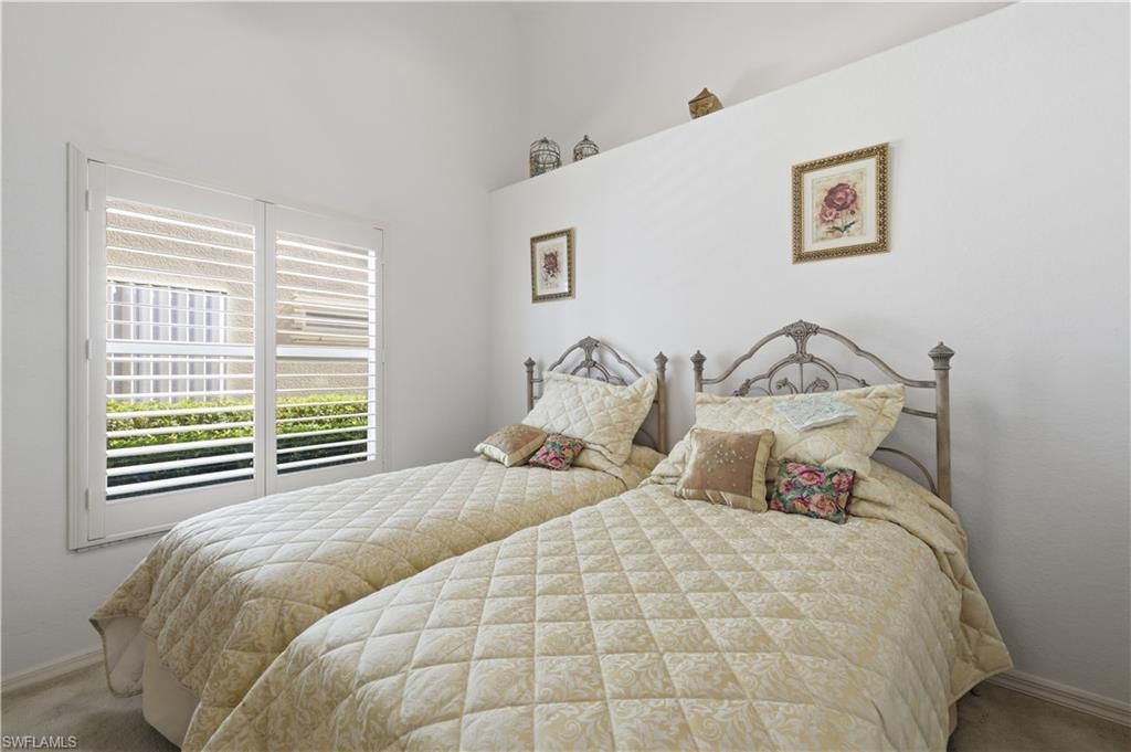 8024 Sivon Way, Unit 905, Naples, FL 34119 Photo