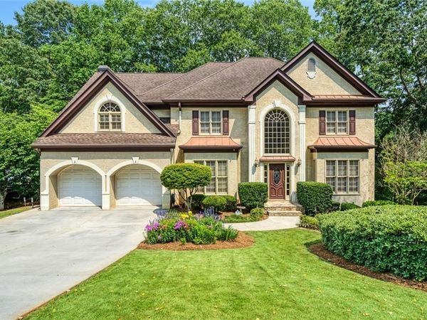 5044 Chapel Lake Circle , Douglasville, GA 30135