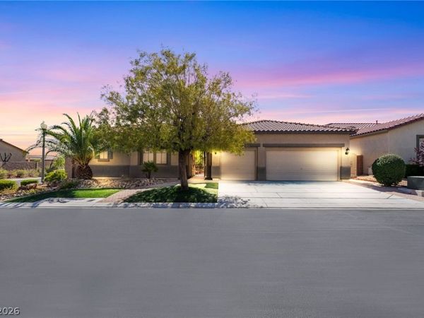 7828 Galloping Hills Street, Las Vegas, NV 89113