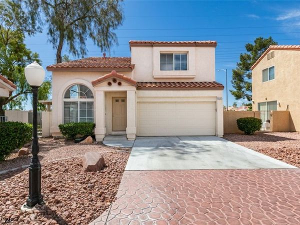 8703 Sandringham Avenue , Las Vegas, NV 89129