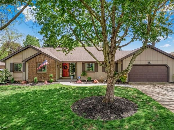 3723 Troon Drive , Uniontown, OH 44685