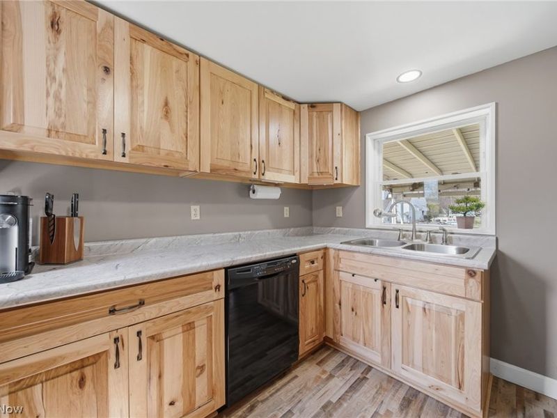 2719 Ellenwood Avenue SE, Paris, OH 44670 Photo 12