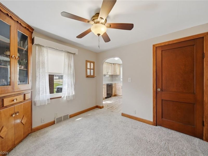 2719 Ellenwood Avenue SE, Paris, OH 44670 Photo 9