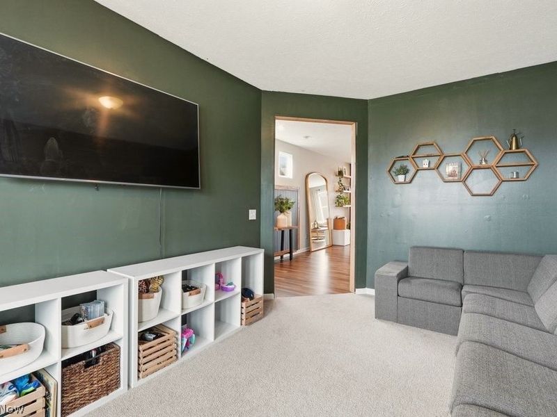 1812 Cobham Lane, Wadsworth, OH 44281 Photo 18