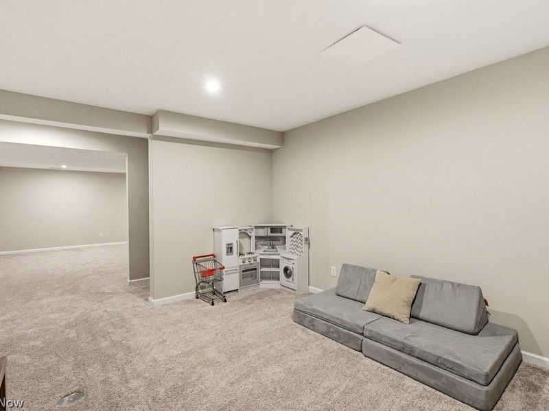 1812 Cobham Lane, Wadsworth, OH 44281 Photo 35
