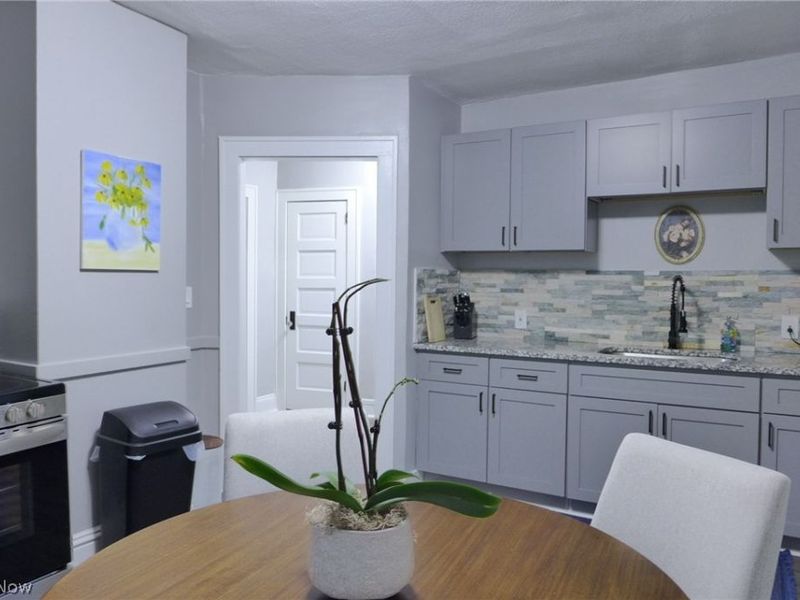 1453 W 107th Street, Cleveland, OH 44102 Photo 27