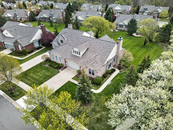 44543 Birchwood Court, Northville, MI 48168