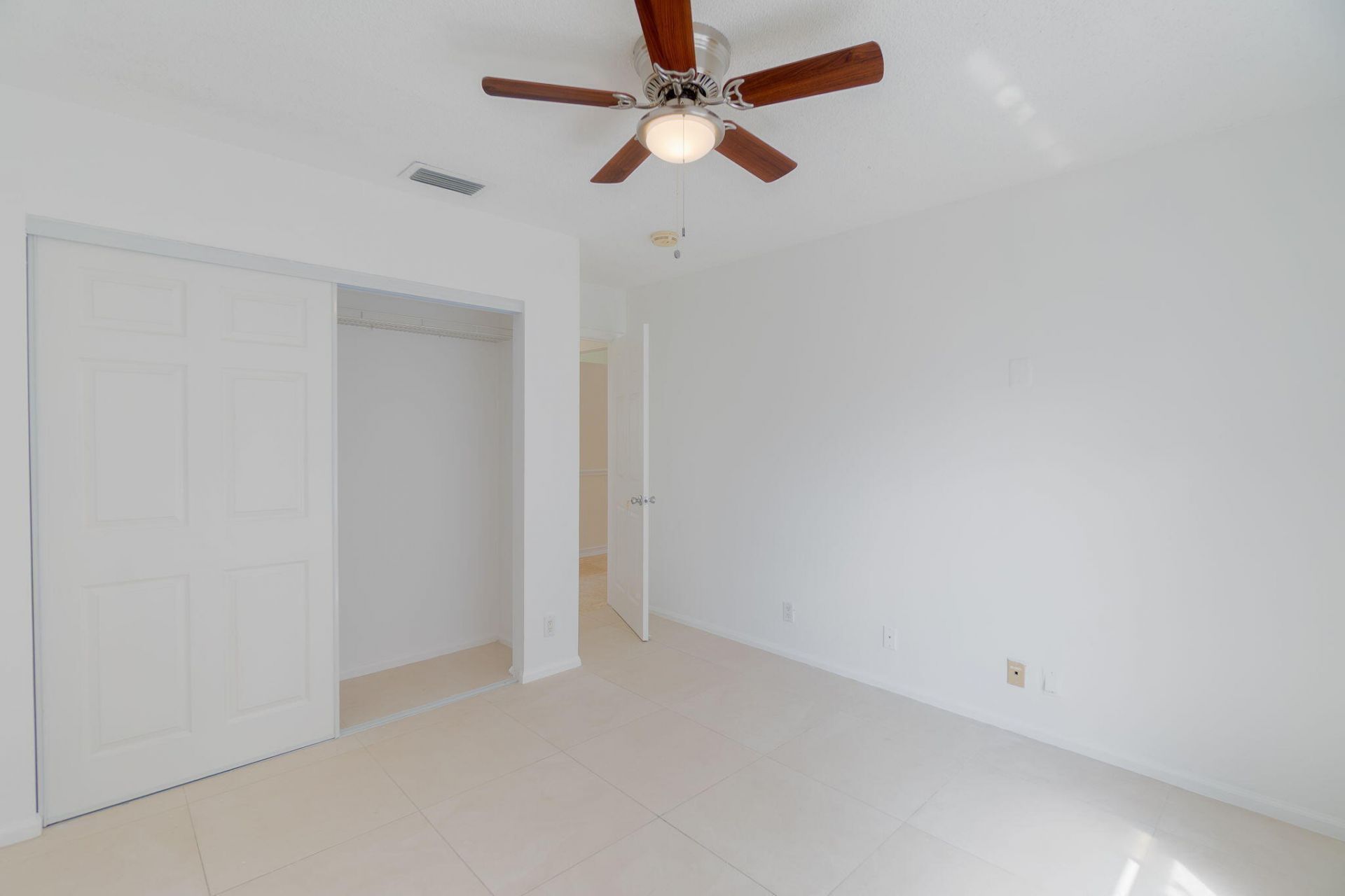 1070 Sweet Briar Place, Wellington, FL 33414 Photo