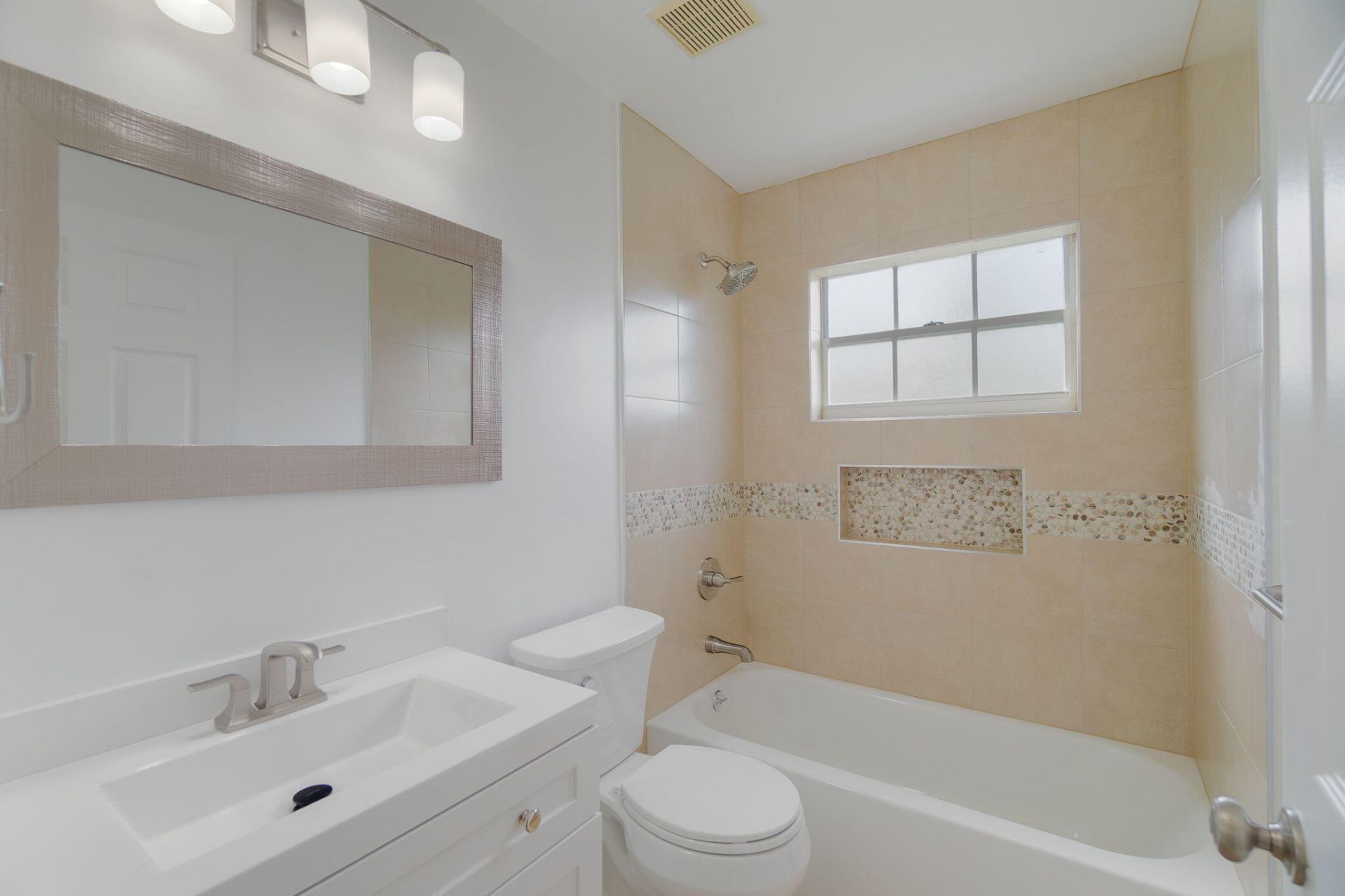 1070 Sweet Briar Place, Wellington, FL 33414 Photo