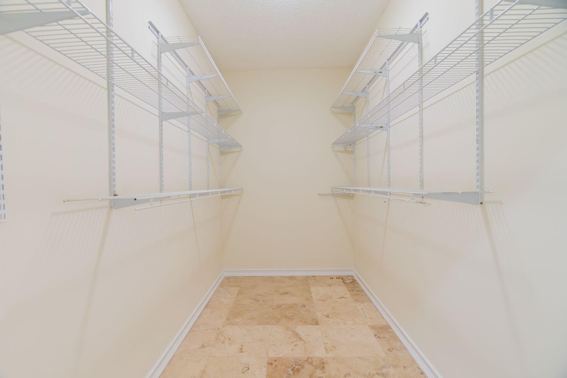 1070 Sweet Briar Place, Wellington, FL 33414 Photo