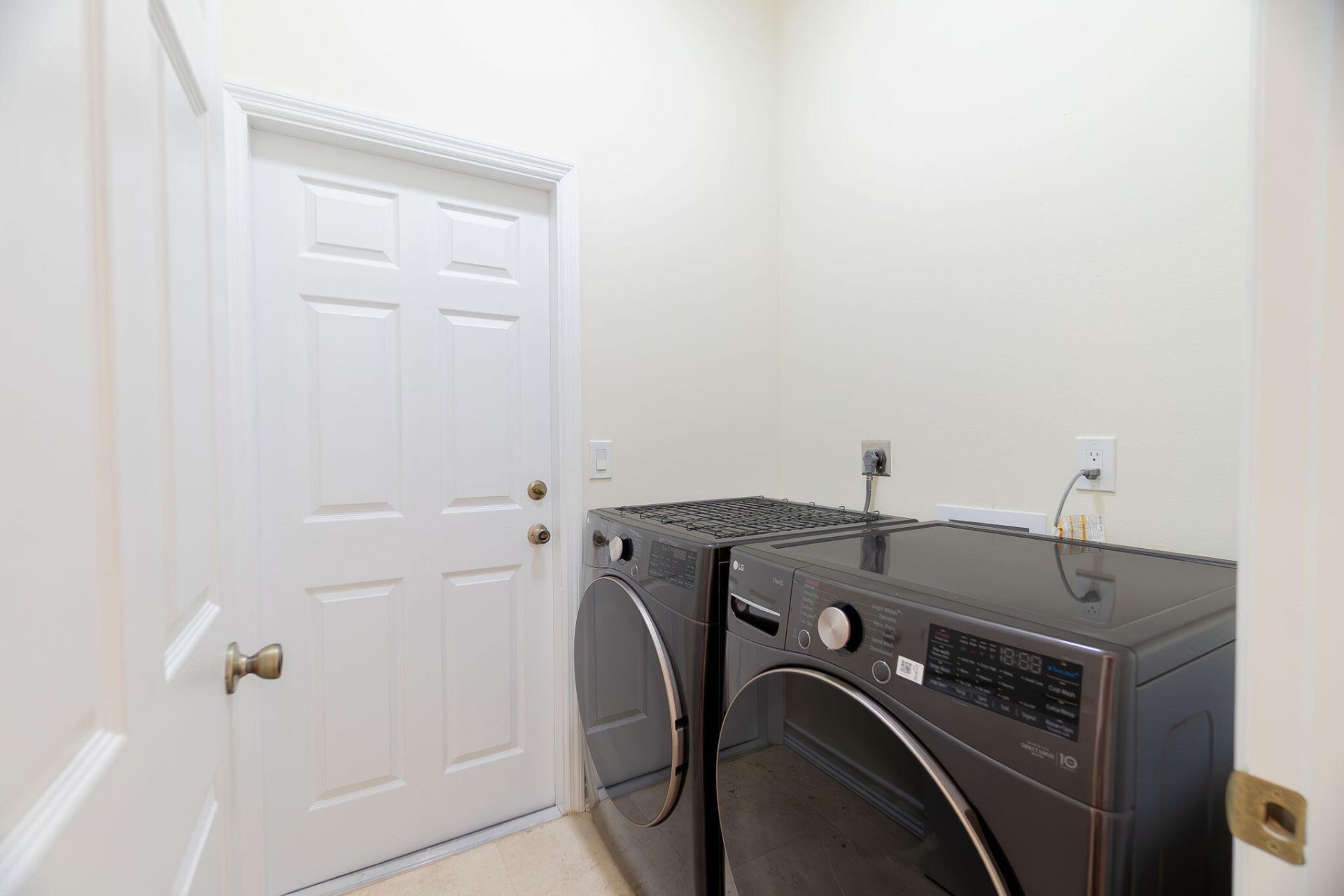 1070 Sweet Briar Place, Wellington, FL 33414 Photo