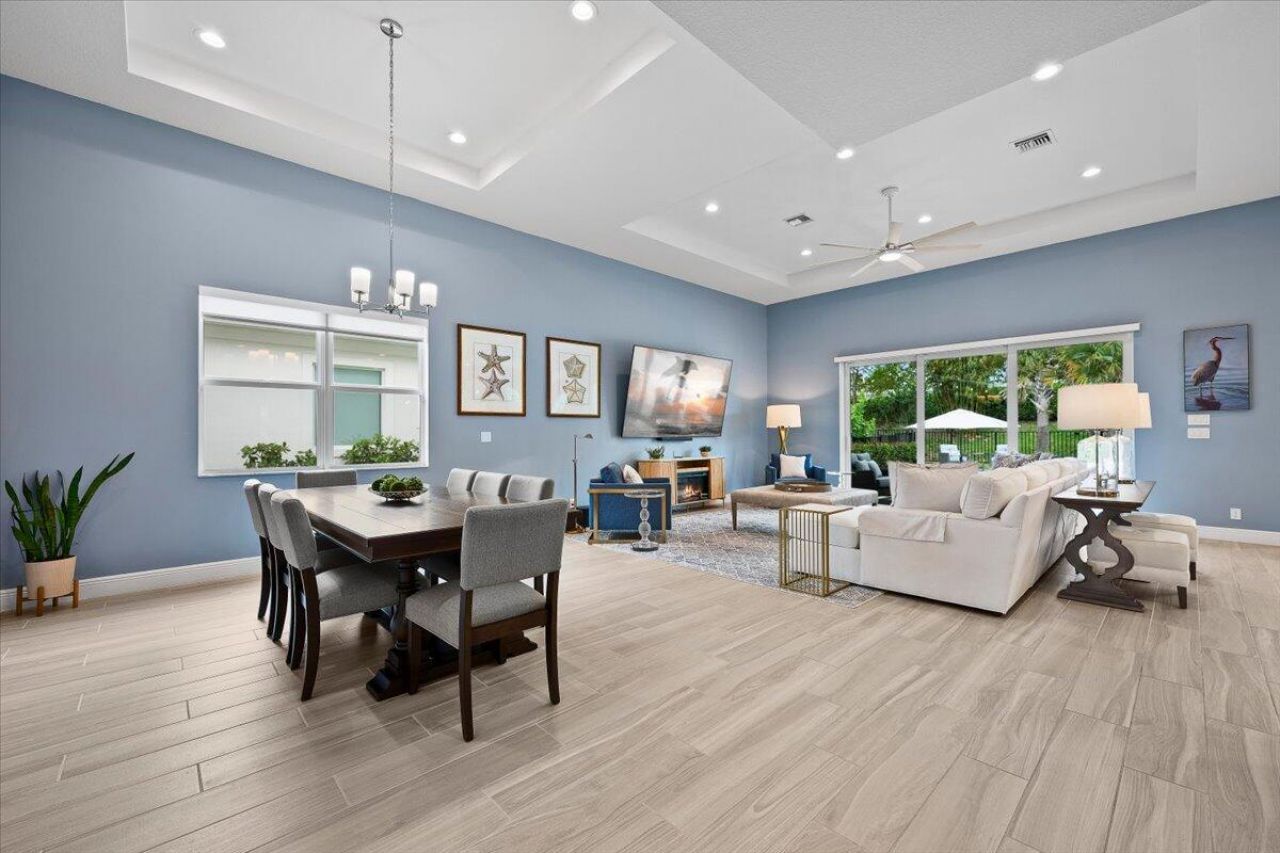 9236 Crestview Circle, Palm Beach Gardens, FL 33412 Photo