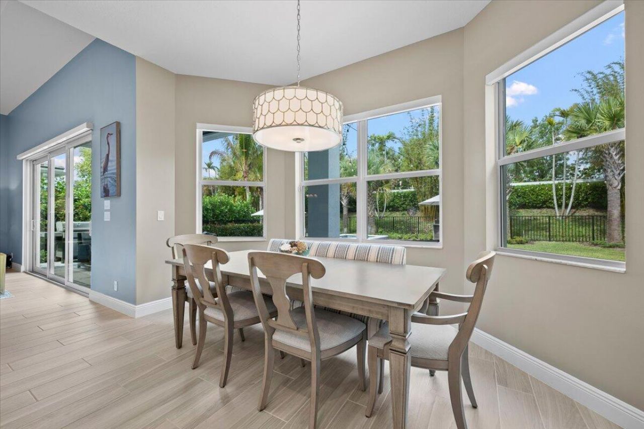 9236 Crestview Circle, Palm Beach Gardens, FL 33412 Photo