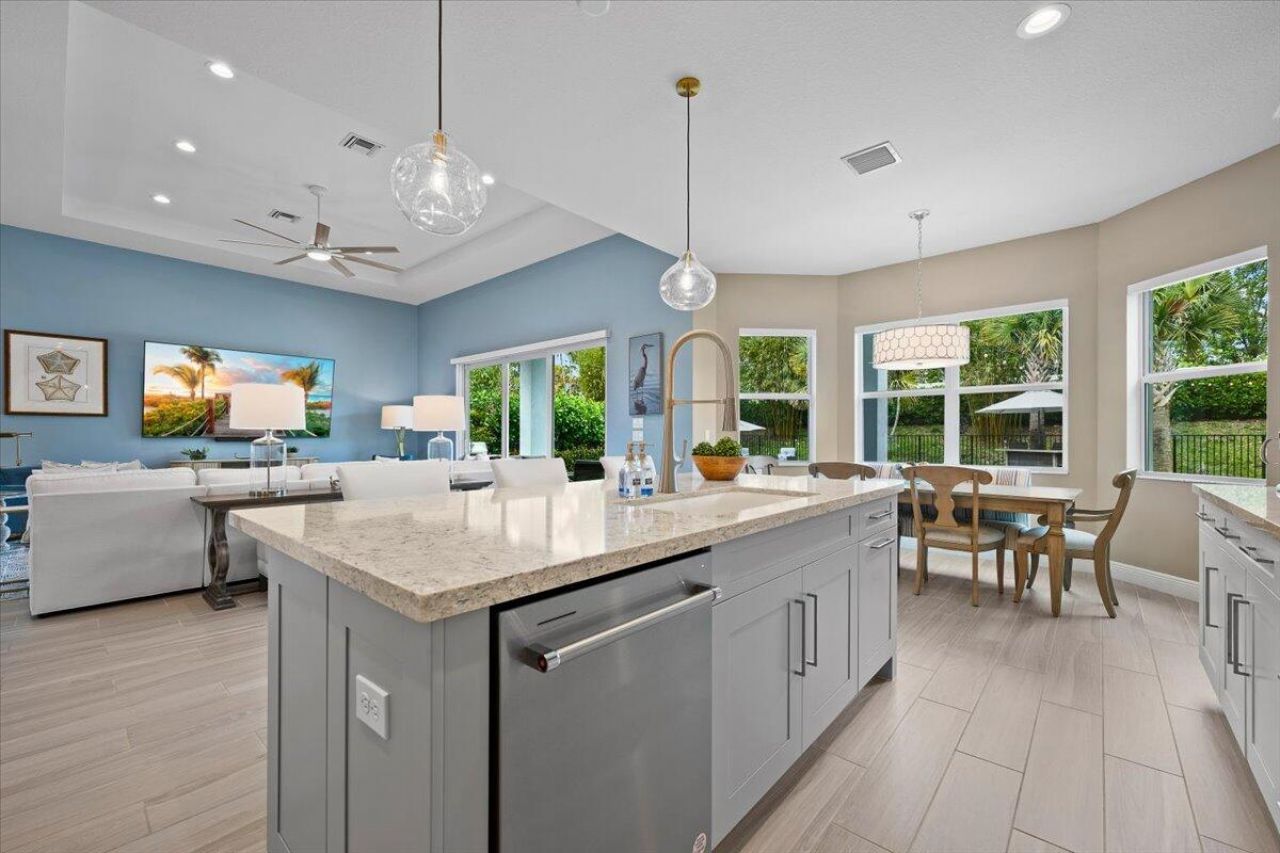 9236 Crestview Circle, Palm Beach Gardens, FL 33412 Photo