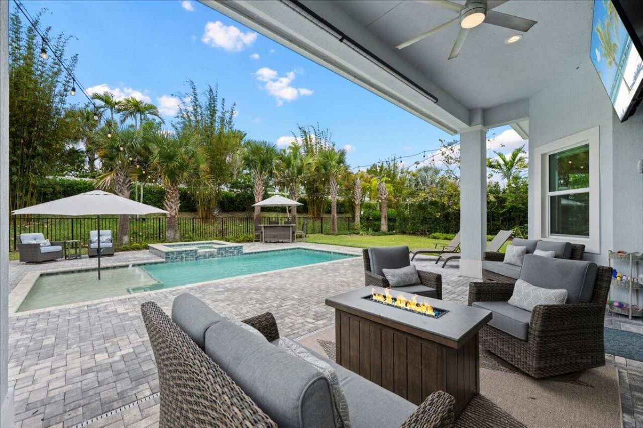 9236 Crestview Circle, Palm Beach Gardens, FL 33412 Photo