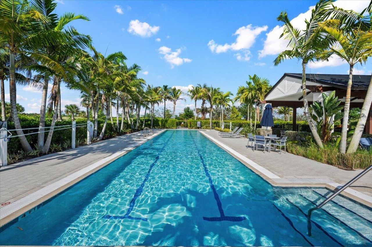 9236 Crestview Circle, Palm Beach Gardens, FL 33412 Photo