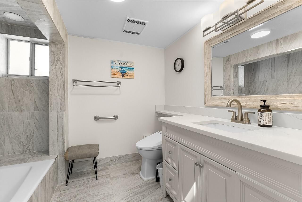 5790 Highway A1a, Unit 2a, Vero Beach, FL 32963 Photo