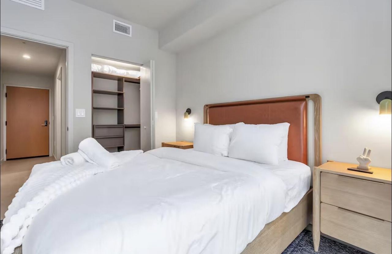 11 NE 6th Street, Unit 2507, Miami, FL 33132 Photo