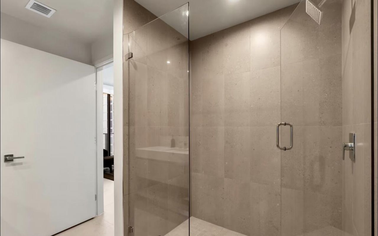 11 NE 6th Street, Unit 2507, Miami, FL 33132 Photo