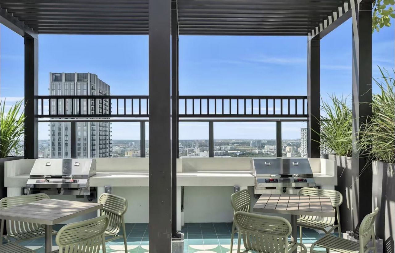 11 NE 6th Street, Unit 2507, Miami, FL 33132 Photo
