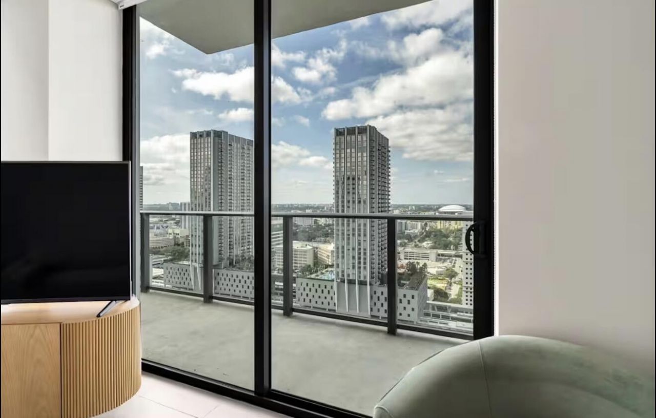 11 NE 6th Street, Unit 2507, Miami, FL 33132 Photo