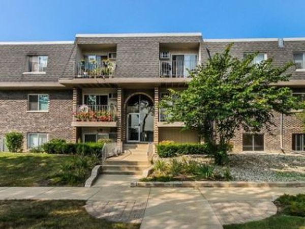 973 Crimson Court , Unit 304, Prospect Heights, IL 60070