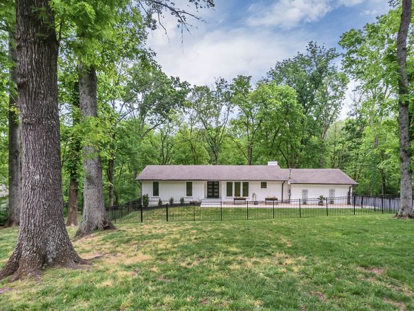 133 Featherstone Dr, Franklin, TN 37069