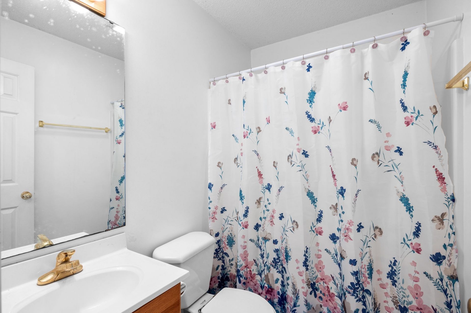 246 Russell Dr. Photo 14