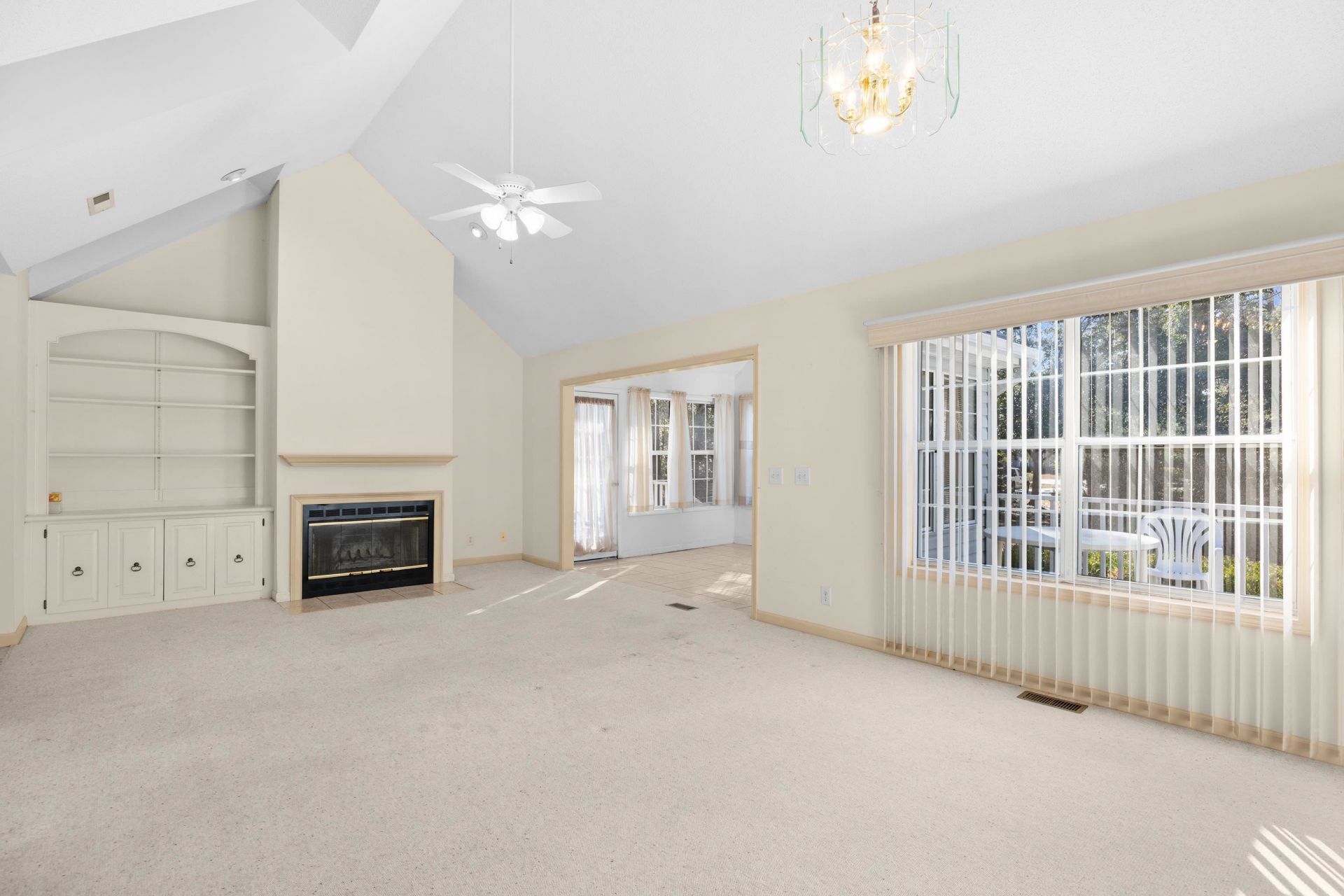 246 Russell Dr. Photo 15