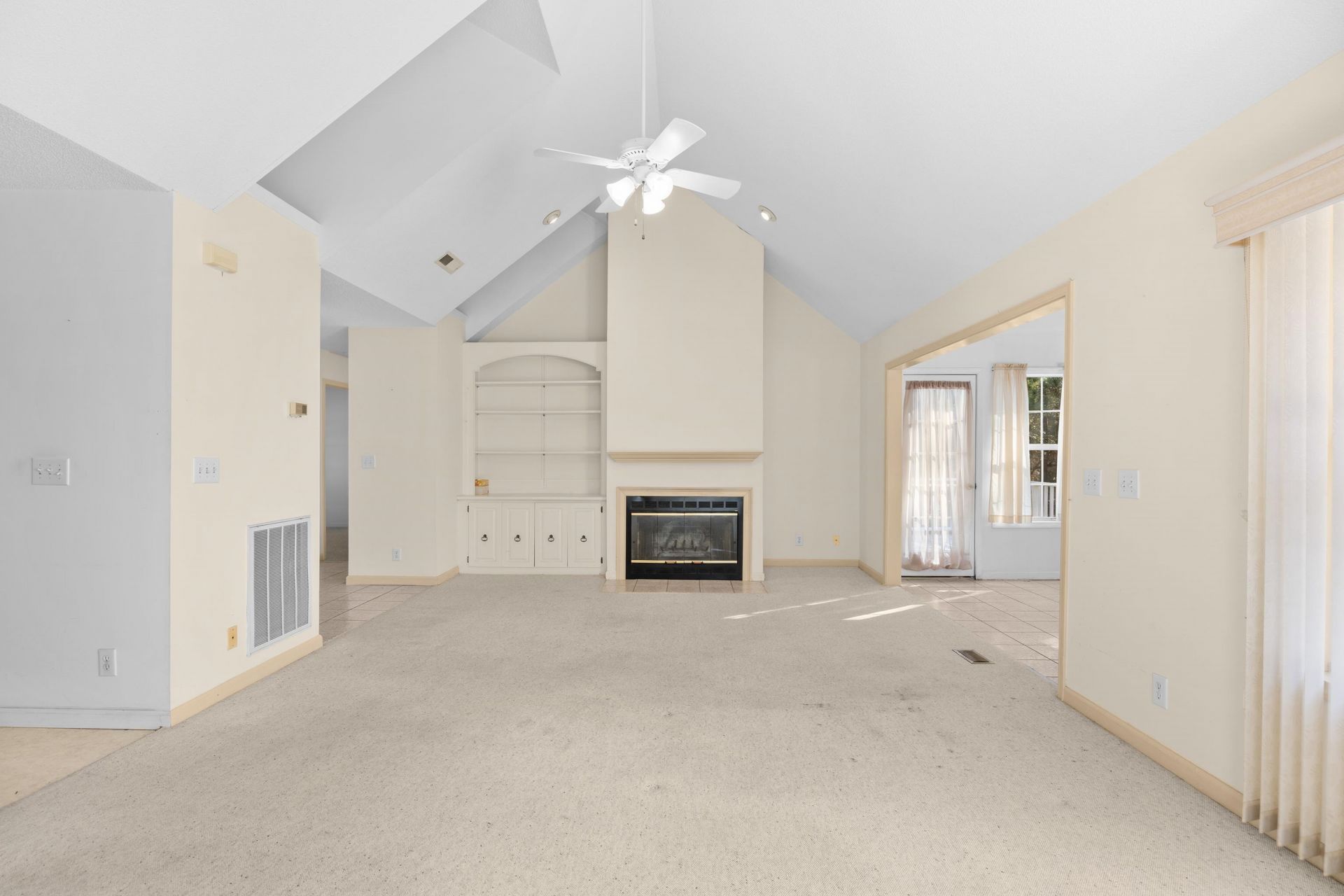 246 Russell Dr. Photo 2
