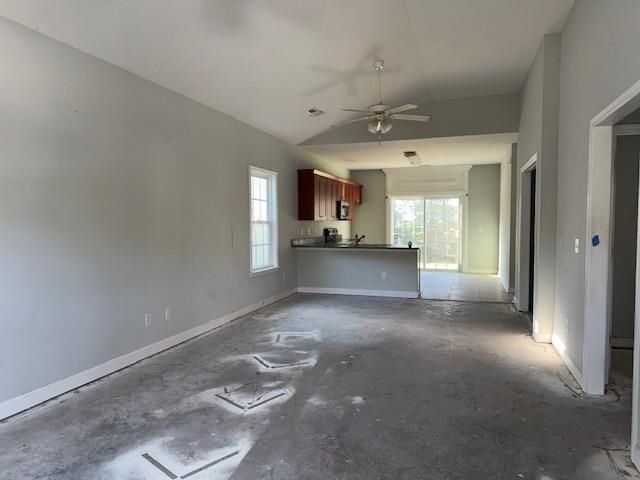 132 Palm Cove Circle  Photo 2