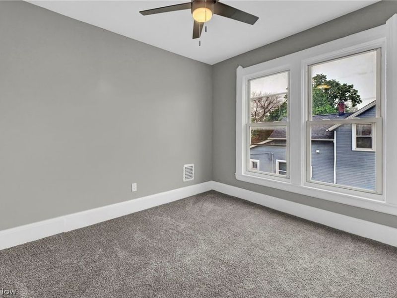 2221 E 97th Street, Cleveland, OH 44106 Photo 18