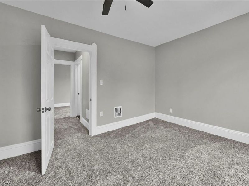 2221 E 97th Street, Cleveland, OH 44106 Photo 21