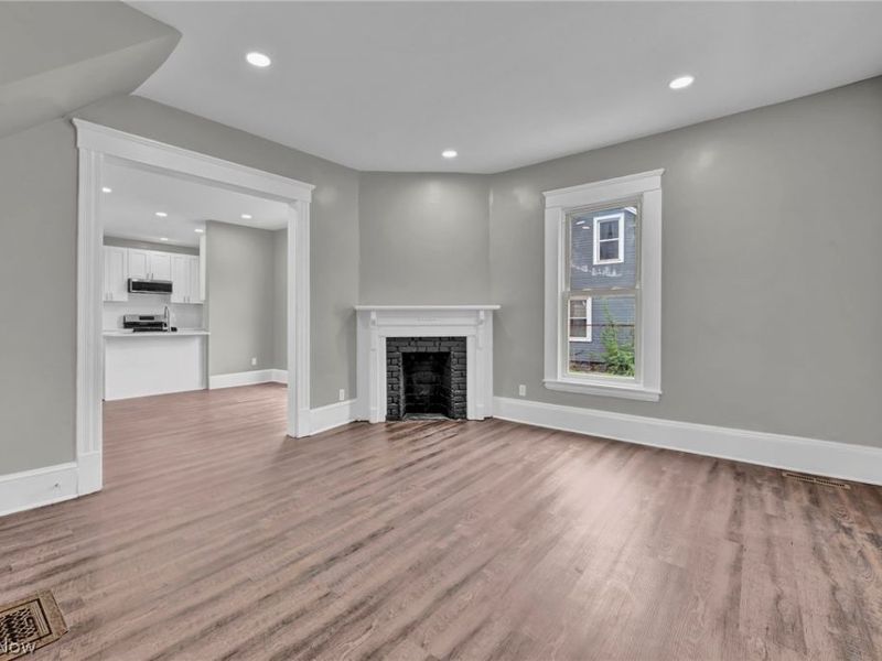 2221 E 97th Street, Cleveland, OH 44106 Photo 6