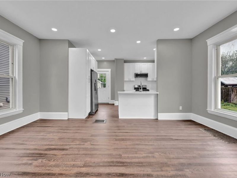 2221 E 97th Street, Cleveland, OH 44106 Photo 7