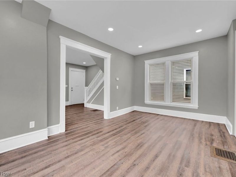 2221 E 97th Street, Cleveland, OH 44106 Photo 9