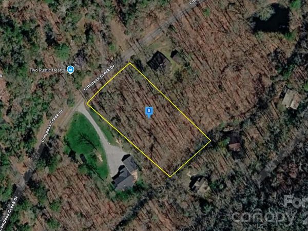 650 Compass Creek Drive, Hayesville, NC 28904