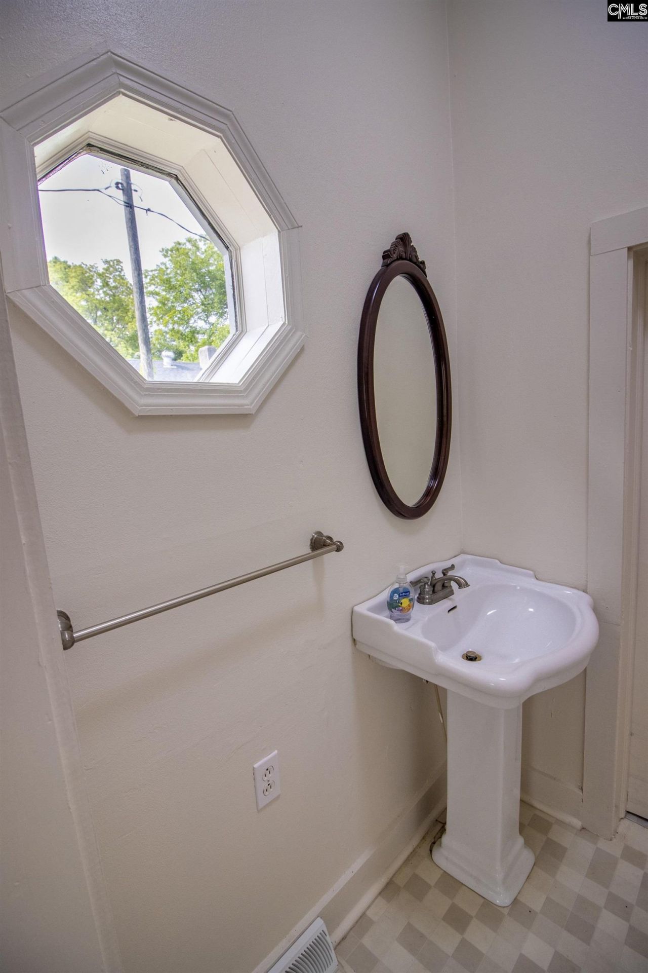1220 Summer Street Photo 19