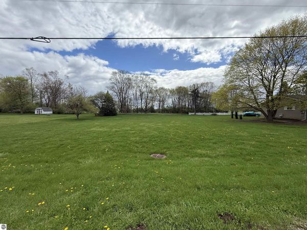 Lincoln Road S, Mt Pleasant, MI 48858