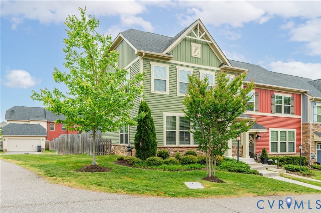 16524 Thornapple Alley Moseley, VA 23120