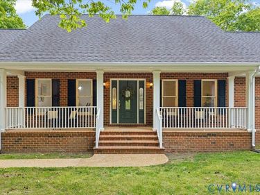 6457 White Oak Ridge Drive , Mechanicsville, VA 23111
