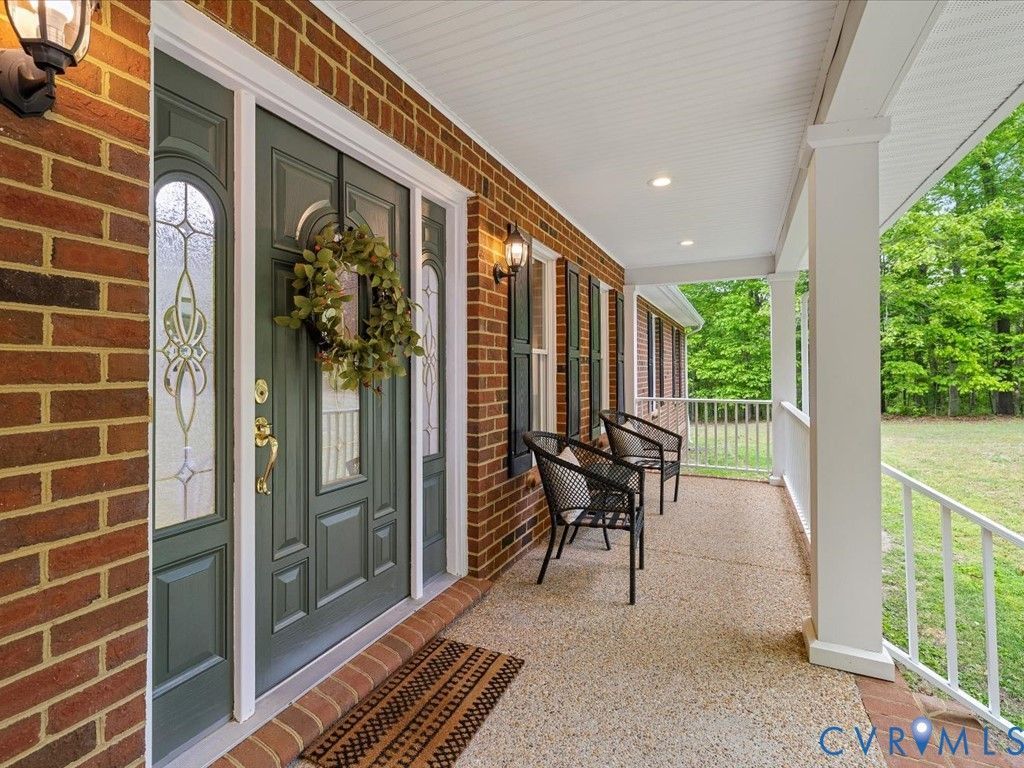 6457 White Oak Ridge Drive Mechanicsville, VA 23111