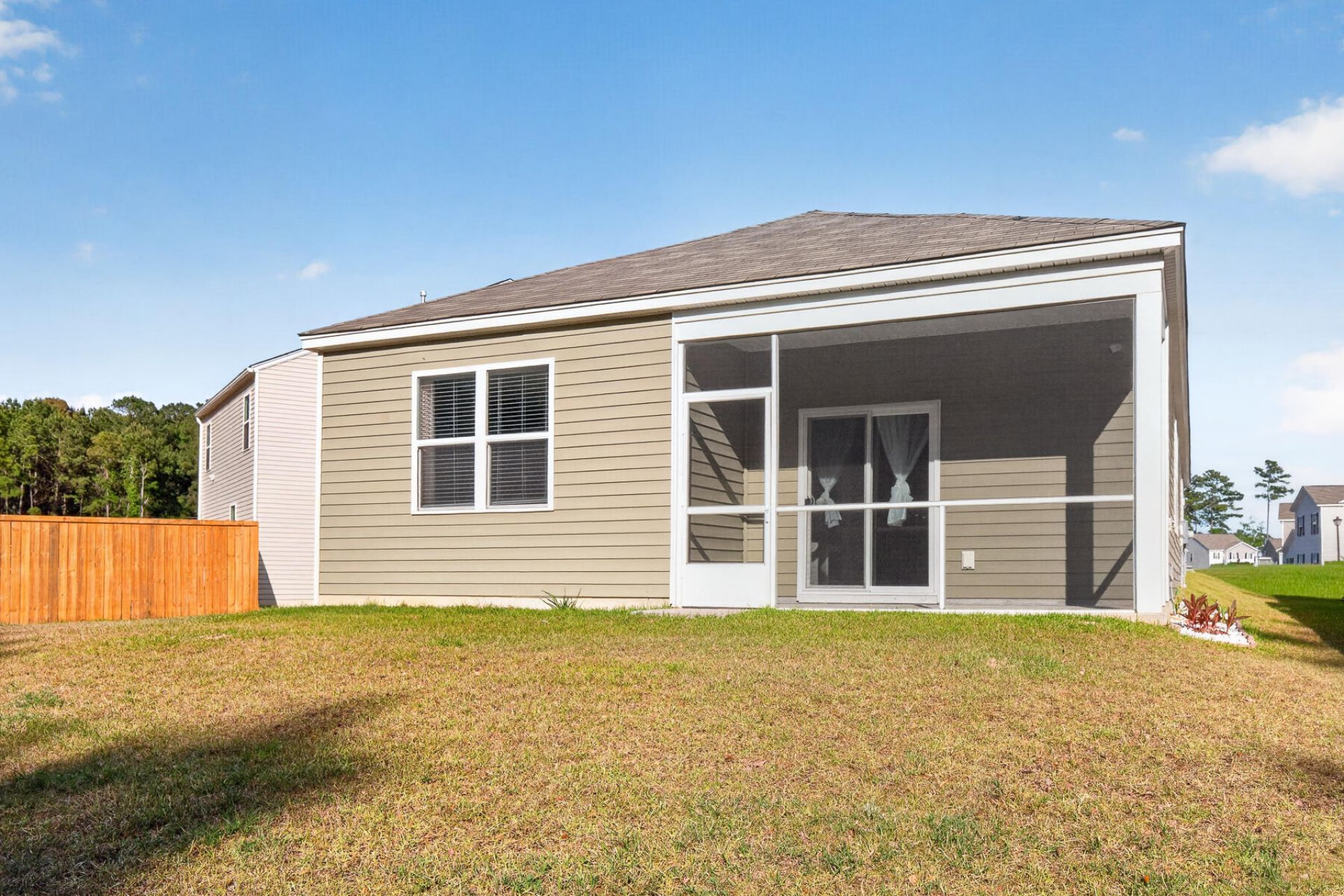 627 Silver Spruce Photo 26