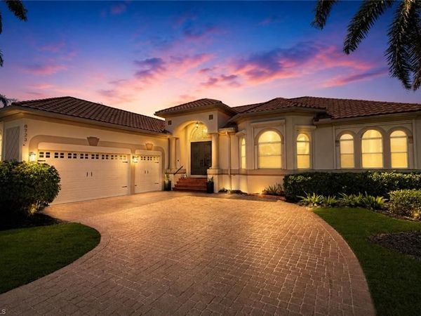 8723 S Lake CIR, FORT MYERS, FL 33908