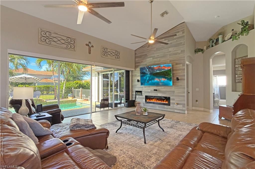 8723 S Lake Cir, Fort Myers, FL 33908 Photo