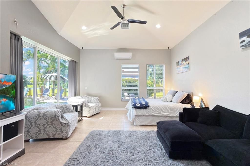 8723 S Lake Cir, Fort Myers, FL 33908 Photo
