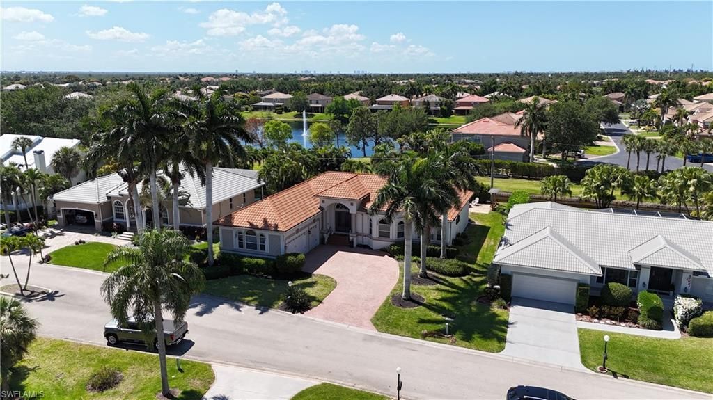 8723 S Lake Cir, Fort Myers, FL 33908 Photo