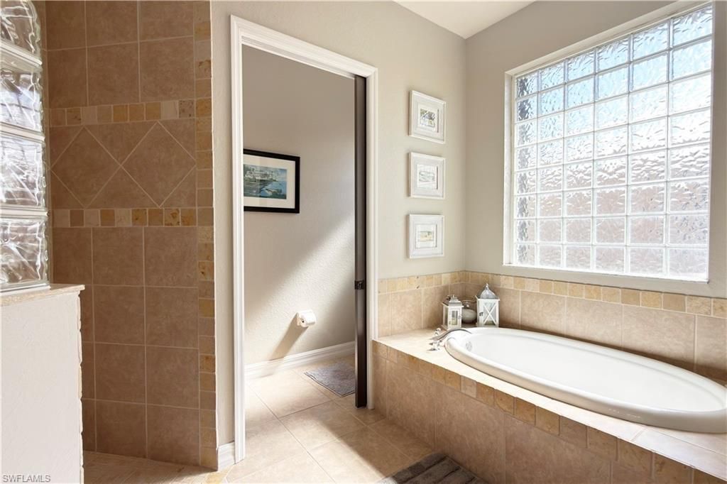 8723 S Lake Cir, Fort Myers, FL 33908 Photo